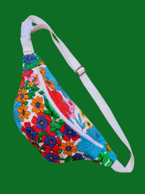 riñonera flores