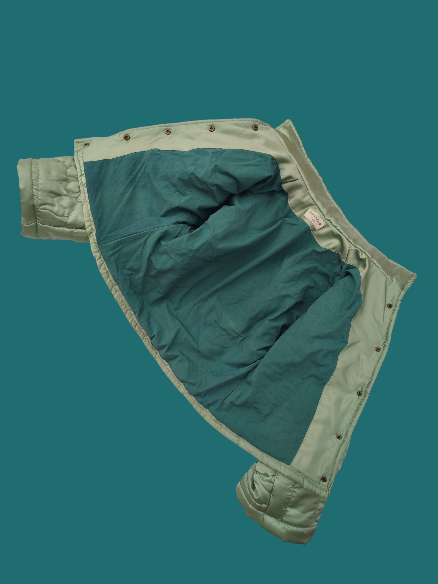 Chaqueta acolchada upcycling flores bordadas S/M - Imagen 4